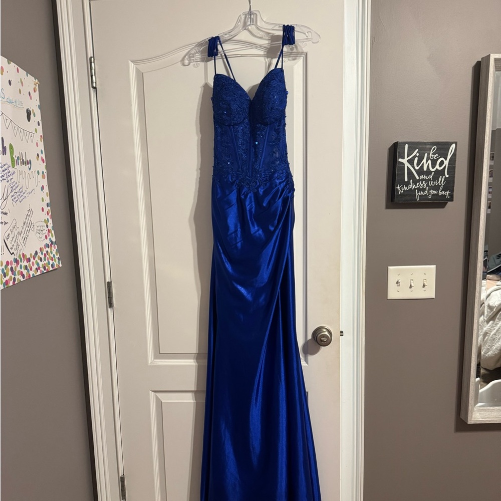 Blue corset-style prom dress